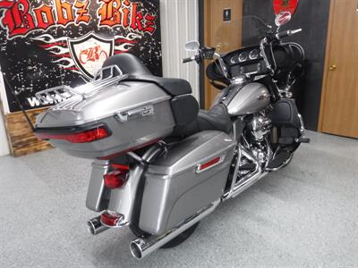 2016 Harley-Davidson Ultra Classic Low   - Photo 8 - Kingman, KS 67068