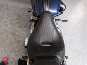 2013 Harley-Davidson Breakout   - Photo 11 - Kingman, KS 67068