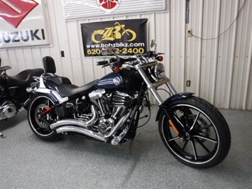 2013 Harley-Davidson Breakout   - Photo 2 - Kingman, KS 67068