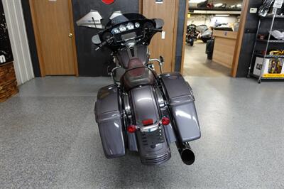 2015 Harley-Davidson Street Glide Special   - Photo 7 - Kingman, KS 67068