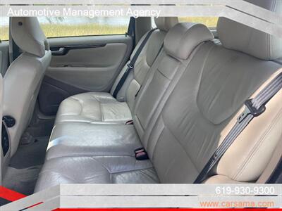 2007 Volvo V70 2.4   - Photo 4 - San Diego, CA 91942