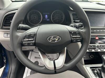 2020 Hyundai ELANTRA SEL   - Photo 16 - Riverside, CA 92508