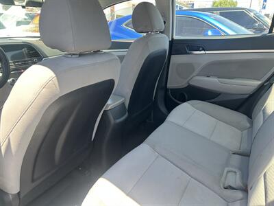 2020 Hyundai ELANTRA SEL   - Photo 20 - Riverside, CA 92508