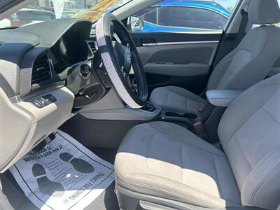 2020 Hyundai ELANTRA SEL   - Photo 9 - Riverside, CA 92508