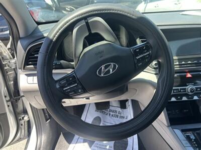 2020 Hyundai ELANTRA SEL   - Photo 62 - Riverside, CA 92508