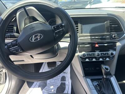2020 Hyundai ELANTRA SEL   - Photo 33 - Riverside, CA 92508