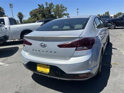 2020 Hyundai ELANTRA SEL   - Photo 13 - Riverside, CA 92508