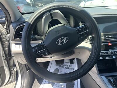 2020 Hyundai ELANTRA SEL   - Photo 39 - Riverside, CA 92508