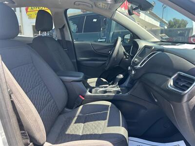 2021 Chevrolet Equinox LT   - Photo 19 - Riverside, CA 92508