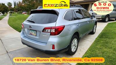 2017 Subaru Outback 2.5i Premium   - Photo 8 - Riverside, CA 92508