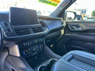 2022 Chevrolet Suburban Premier   - Photo 12 - Riverside, CA 92508