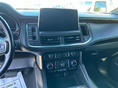 2022 Chevrolet Suburban Premier   - Photo 11 - Riverside, CA 92508