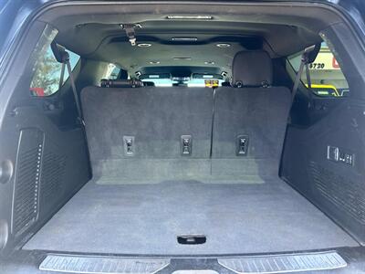 2022 Chevrolet Suburban Premier   - Photo 27 - Riverside, CA 92508