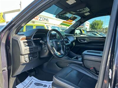 2022 Chevrolet Suburban Premier   - Photo 16 - Riverside, CA 92508