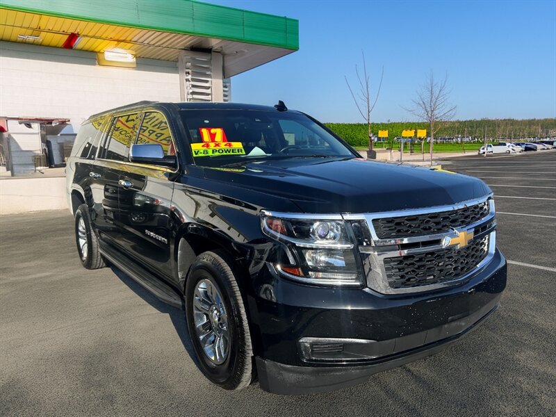 2017 Chevrolet Suburban LT - Photo 1 - Riverside, CA 92508