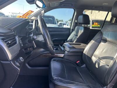2017 Chevrolet Suburban LT   - Photo 43 - Riverside, CA 92508