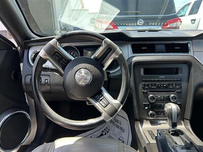 2014 Ford Mustang V6 Premium - Photo 8 - Riverside, CA 92508