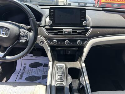2018 Honda Accord Touring   - Photo 26 - Riverside, CA 92508