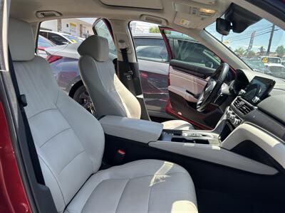 2018 Honda Accord Touring   - Photo 27 - Riverside, CA 92508