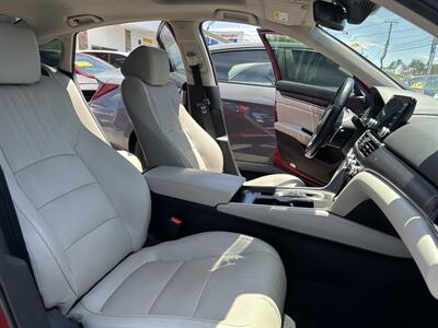 2018 Honda Accord Touring   - Photo 31 - Riverside, CA 92508