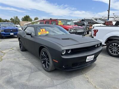2017 Dodge Challenger SXT Plus   - Photo 92 - Riverside, CA 92508