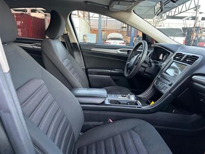 2018 Ford Fusion SE   - Photo 12 - Riverside, CA 92508
