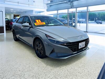 2021 Hyundai ELANTRA SEL   - Photo 1 - Riverside, CA 92508