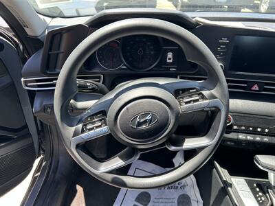2021 Hyundai ELANTRA SEL   - Photo 18 - Riverside, CA 92508