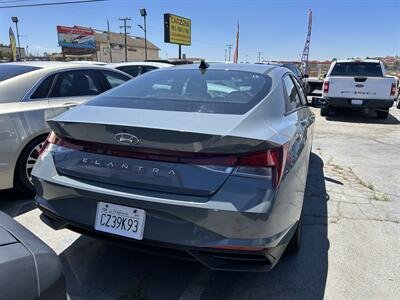 2021 Hyundai ELANTRA SEL   - Photo 11 - Riverside, CA 92508