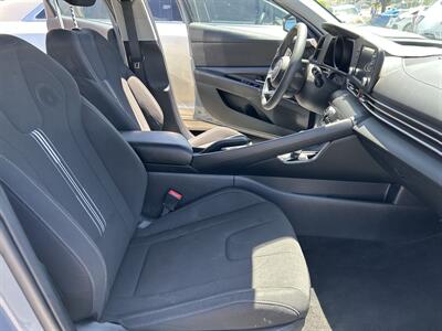 2021 Hyundai ELANTRA SEL   - Photo 14 - Riverside, CA 92508