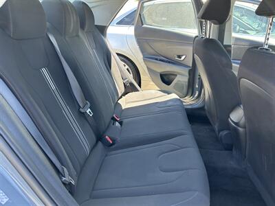 2021 Hyundai ELANTRA SEL   - Photo 13 - Riverside, CA 92508
