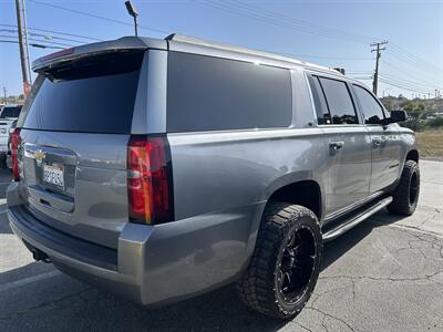 2019 Chevrolet Suburban LT   - Photo 10 - Riverside, CA 92508