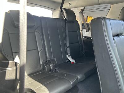 2019 Chevrolet Suburban LT   - Photo 22 - Riverside, CA 92508