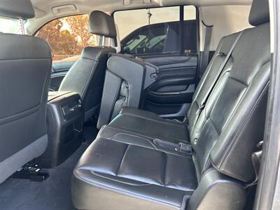 2019 Chevrolet Suburban LT   - Photo 14 - Riverside, CA 92508