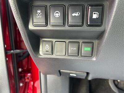 2019 Nissan Rogue SL   - Photo 40 - Riverside, CA 92508