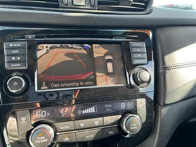 2019 Nissan Rogue SL   - Photo 14 - Riverside, CA 92508