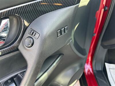2019 Nissan Rogue SL   - Photo 11 - Riverside, CA 92508