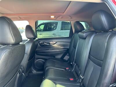 2019 Nissan Rogue SL   - Photo 35 - Riverside, CA 92508