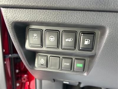 2019 Nissan Rogue SL   - Photo 42 - Riverside, CA 92508