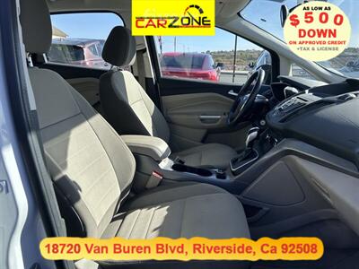 2015 Ford C-MAX Hybrid SE   - Photo 17 - Riverside, CA 92508