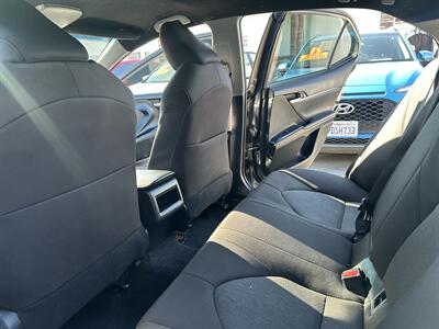 2020 Toyota Camry LE   - Photo 26 - Riverside, CA 92508
