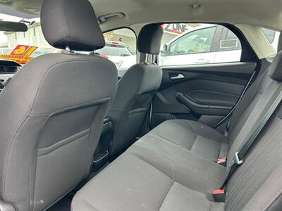 2016 Ford Focus SE   - Photo 13 - Riverside, CA 92508