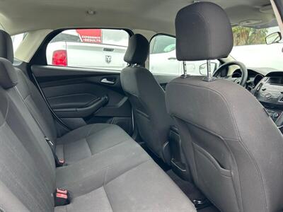 2016 Ford Focus SE   - Photo 41 - Riverside, CA 92508