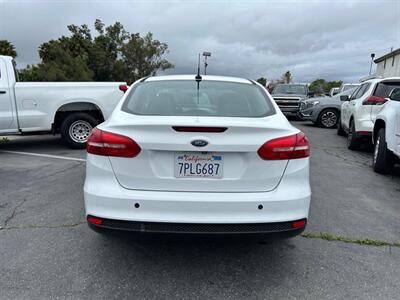 2016 Ford Focus SE   - Photo 11 - Riverside, CA 92508