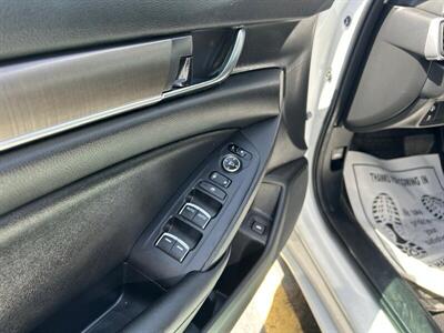 2020 Honda Accord LX   - Photo 45 - Riverside, CA 92508