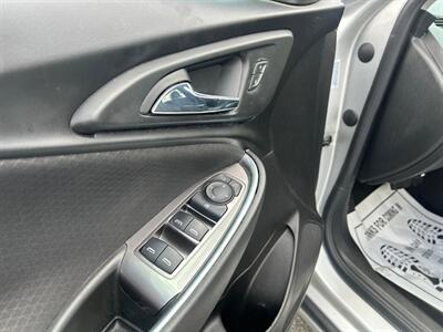 2022 Chevrolet Malibu LT - Photo 23 - Riverside, CA 92508