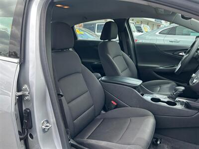 2022 Chevrolet Malibu LT - Photo 16 - Riverside, CA 92508