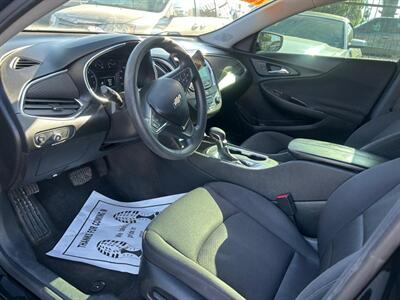 2021 Chevrolet Malibu LT   - Photo 18 - Riverside, CA 92508