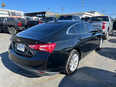 2021 Chevrolet Malibu LT   - Photo 11 - Riverside, CA 92508