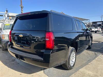 2020 Chevrolet Suburban LT   - Photo 30 - Riverside, CA 92508